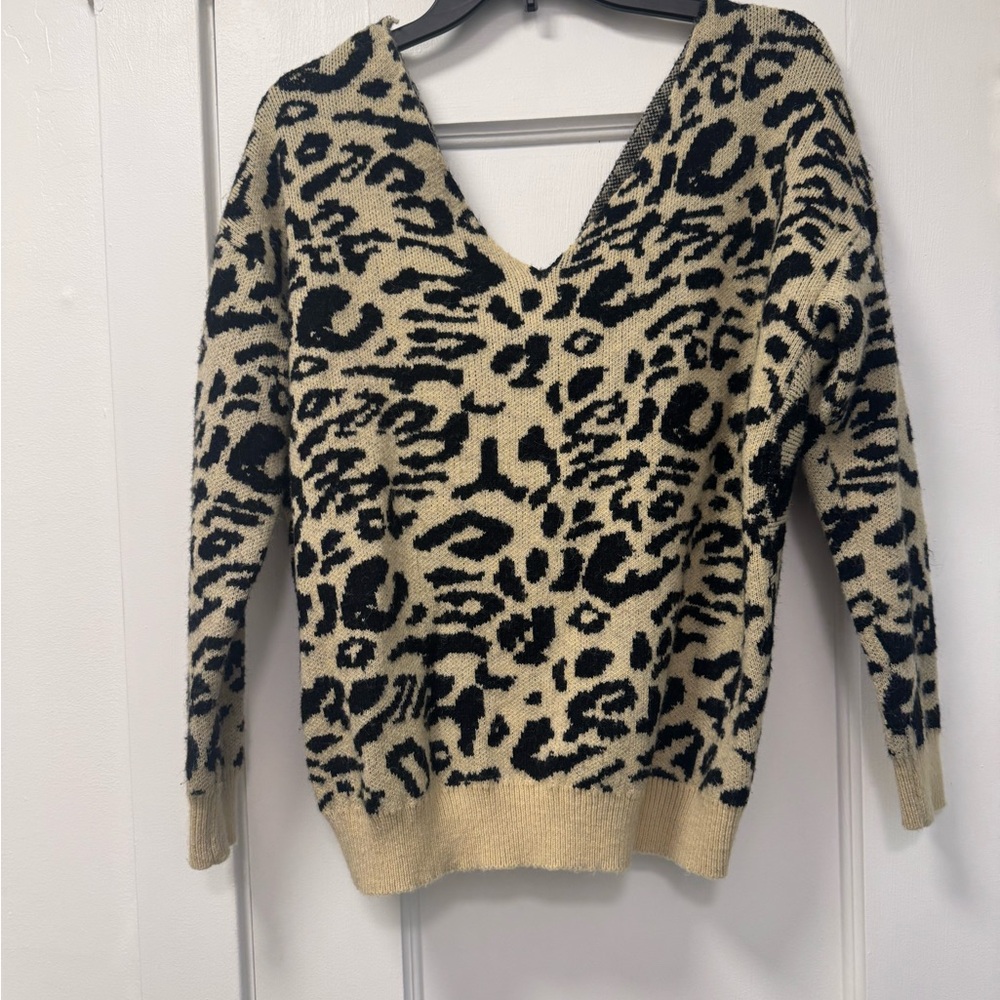 Leopard Print V-Neck Sweater